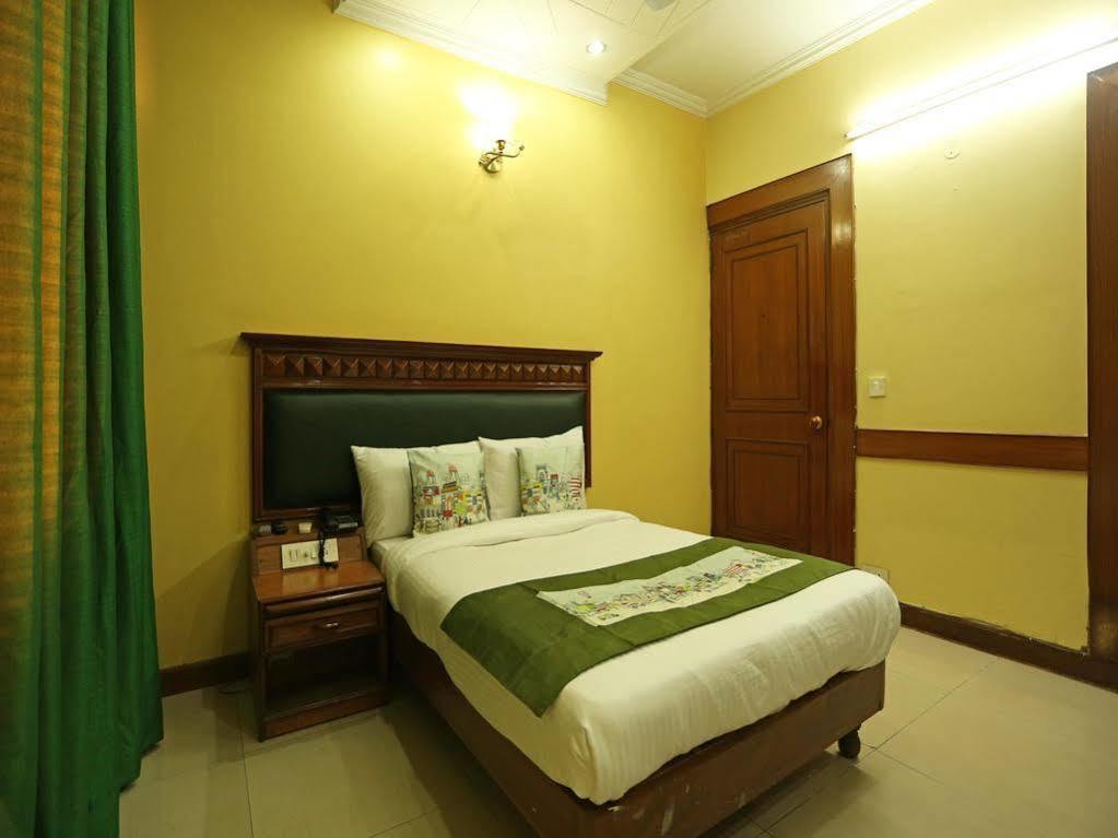 Oyo Rooms Kalkaji Mandir Neu-Delhi Exterior foto